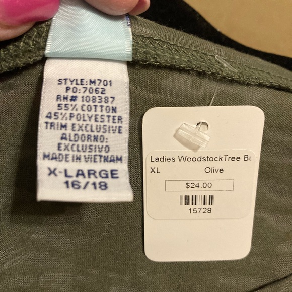 Toppy Easy Fit Woodstock, NY Tee Shirt - Picture 6 of 6